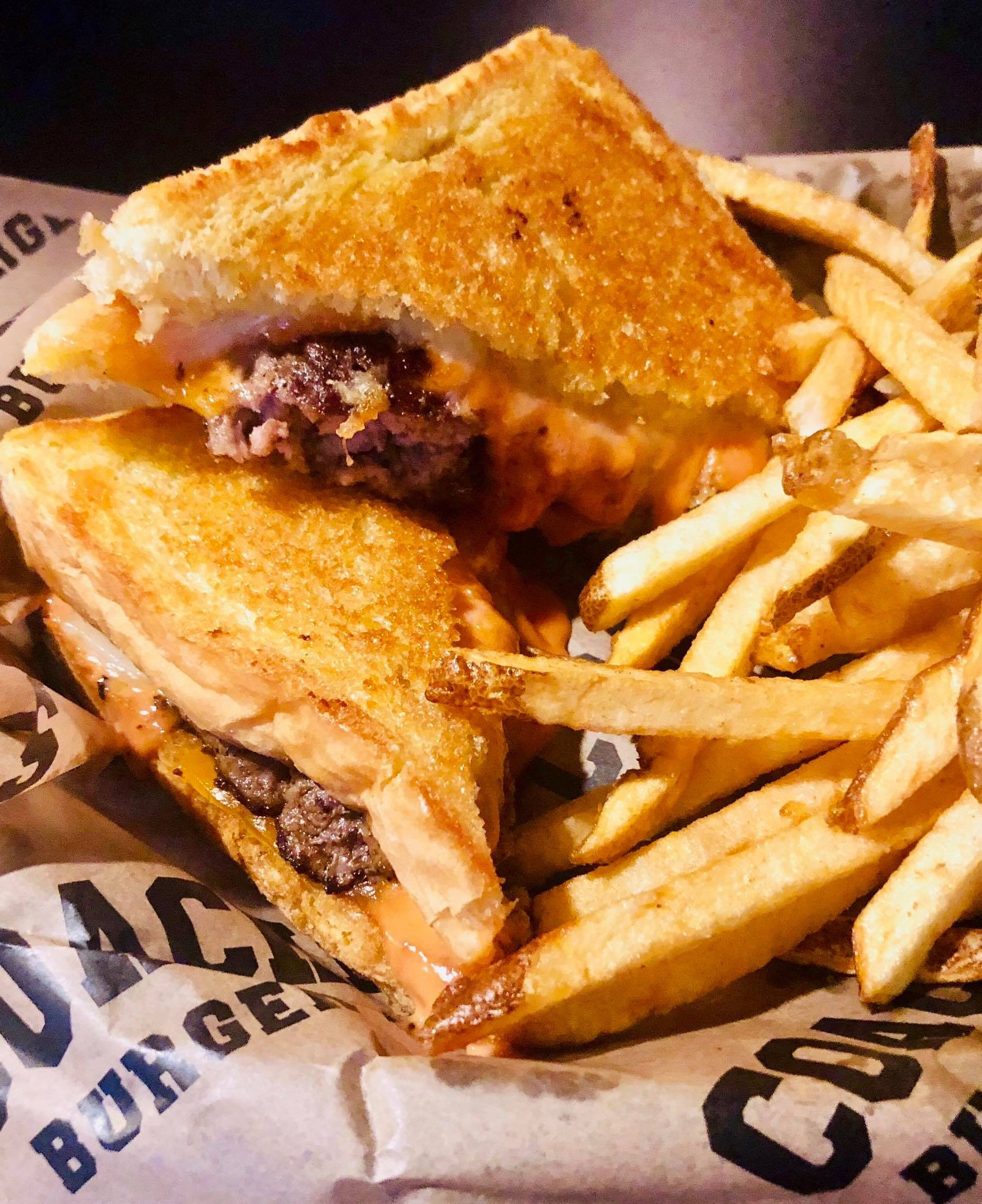 J06P09 Coaches Burger Bar